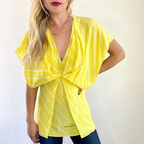 BCBGMaxAzria Tops - BCBG Yellow And White Striped Tunic Top